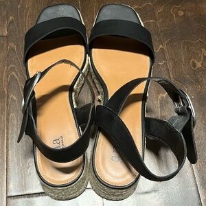 Wedge sandals
